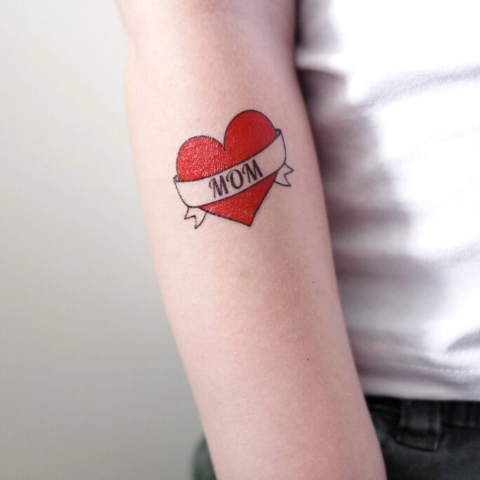 I Love Mom Temporary Tattoo/Heart Mothers Day Gift Idea Kids Photo Shoot Prop