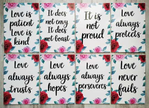 White Wedding Aisle Signs With Roses, 1 Corinthians 13, Love Is Patient Love Is Kind, Rustic Wedding, Set Of 8 10 12 Roses Aisle Signs