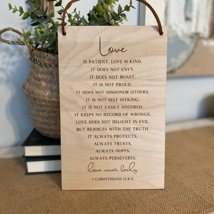 Love Never Fails 1 Corinthians 134-8, Minimalistic Art, Laser Engraved Scripture Wood Wall Hanging, Modern Christian Tapestry Home Decor