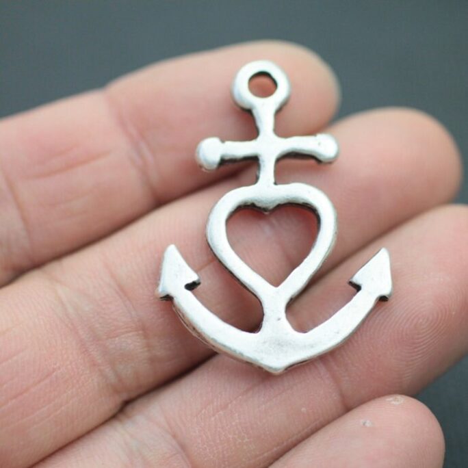 5 Faith Hope Love Pendants, Anchor Charms, Heart Anchor, Charms, Sterling Silver Plated Antique Silver Tone, Bulk Zm489