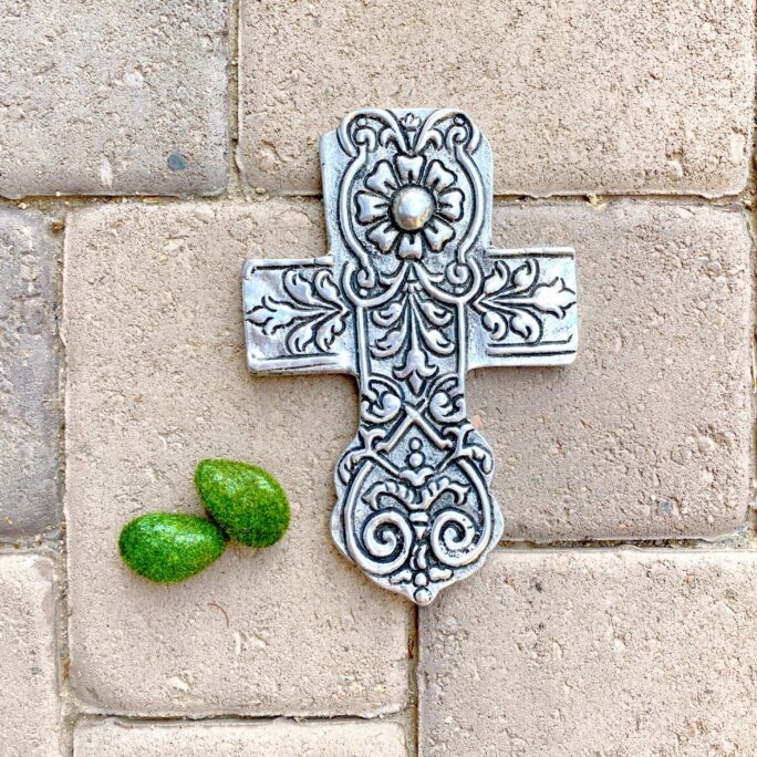 Ornate Sandcast Aluminum Cross, Hecho En Mexico. Vintage. Wall Hanging. Silver Alloy. Christian Faith, Hope, Joy, Love. Polished Pewter