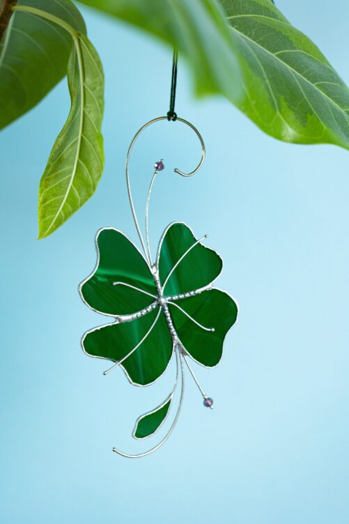 stained Glass Green Clover Four-Leaf Twig Sprig Branchlet Suncatcher Mother's Gift Home Decor Art Window Wall Hanging Plant Decorations