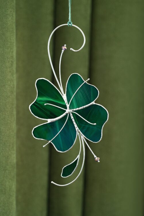stained Glass Green Clover Four-Leaf Twig Sprig Branchlet Suncatcher Mother's Gift Home Decor Art Window Wall Hanging Plant Decorations